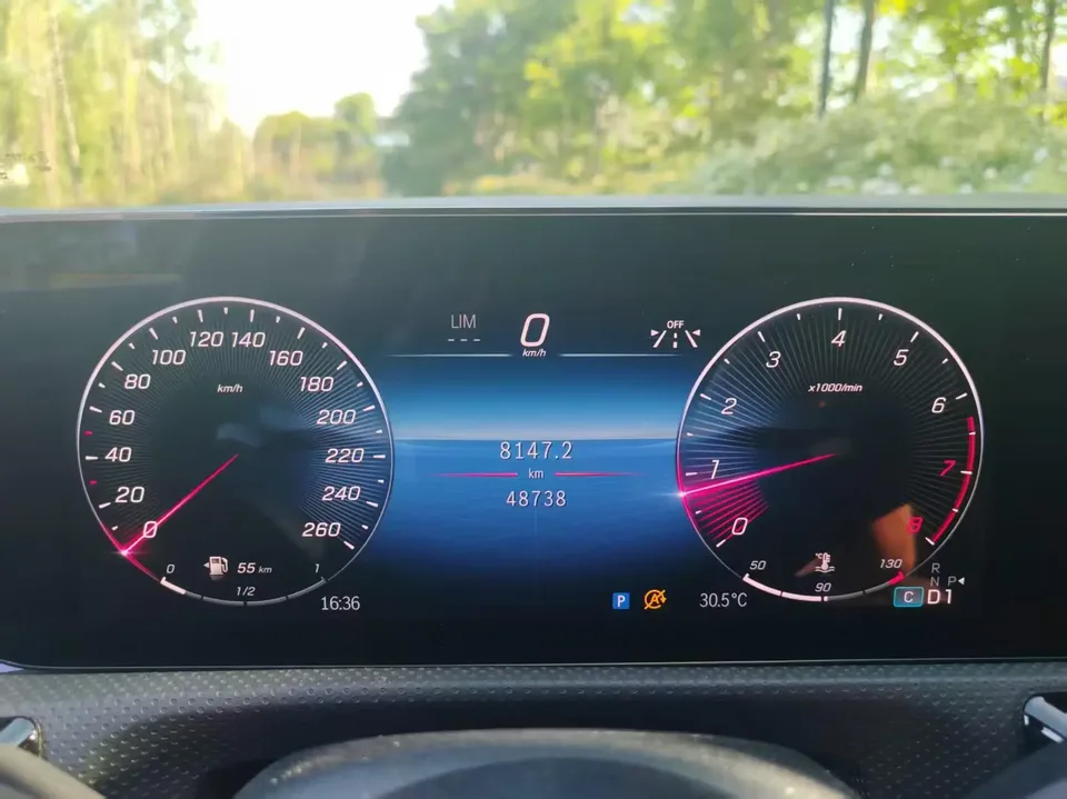 Mercedes-Benz Mercedes Benz A Class Mercedes-Benz A-Class 2024 A 200 L Fashion Edition 2023 — миниатюра 5