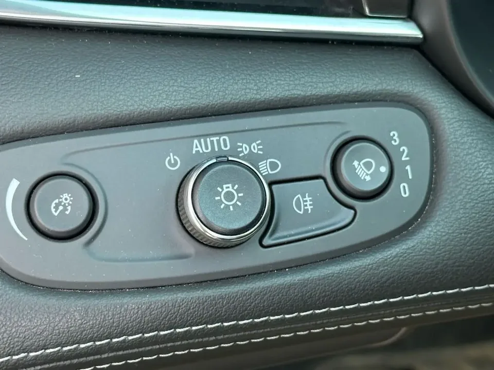 Buick LaCrosse LaCrosse 2022 652T Luxury 2022 — миниатюра 4