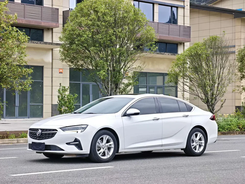 Buick Majesty 2022
