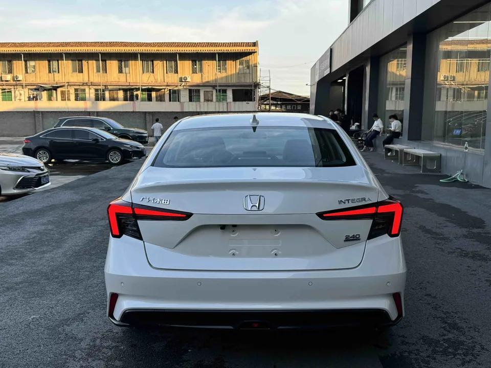 Honda Integra 240TURBO CVT Technology Edition 2025 — миниатюра 2