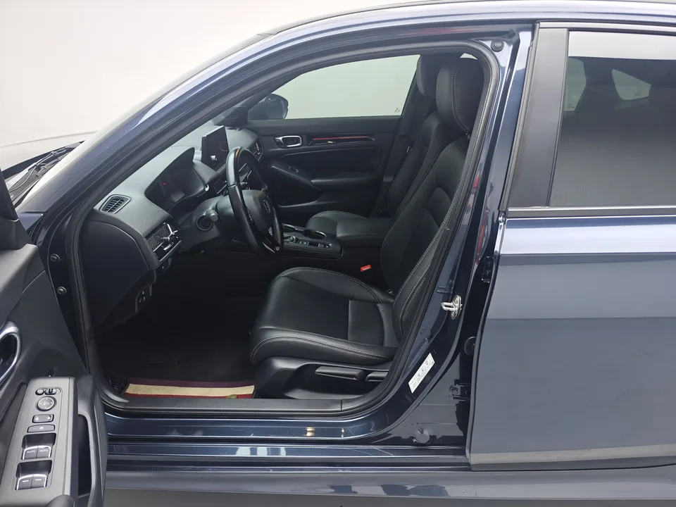 Honda CIVIC 2022 Civic 240TURBO CVT Ignition Edition 2023 — миниатюра 5