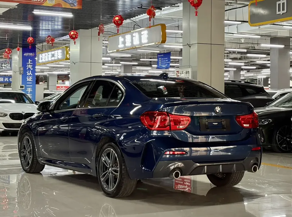BMW 1 Series facelift 120i M Sport 2022 — миниатюра 4