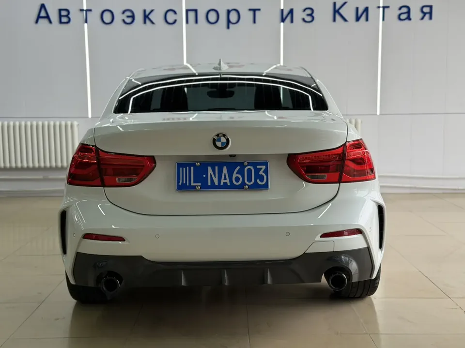 BMW 1 Series 1 Series 2021 facelift 120i M Sport Night Edition 2023 — миниатюра 2