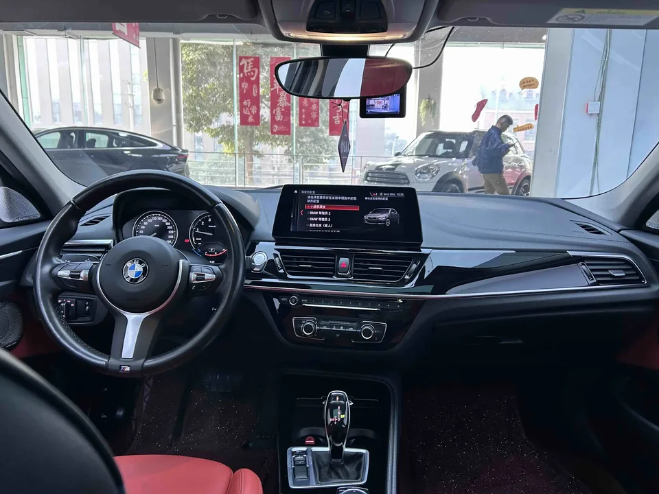 BMW 1 Series BMW 1 Series 2021 125i M Sport Night Edition 2022 — миниатюра 4