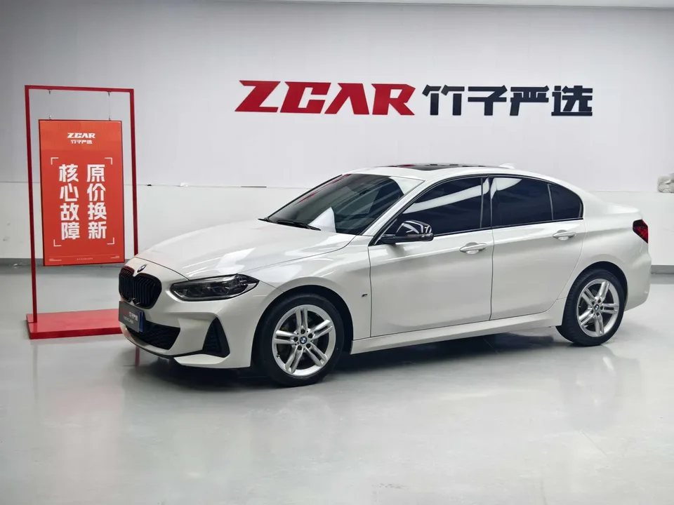 BMW 1 Series BMW 1 Series 2023 120i M Sport Night Edition 2023 — фото 1, купить с доставкой в Москву