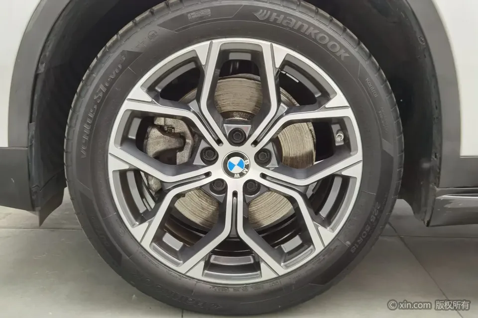 BMW X1 BMW X1 2022 sDrive25Li Leading Edition 2023 — миниатюра 2
