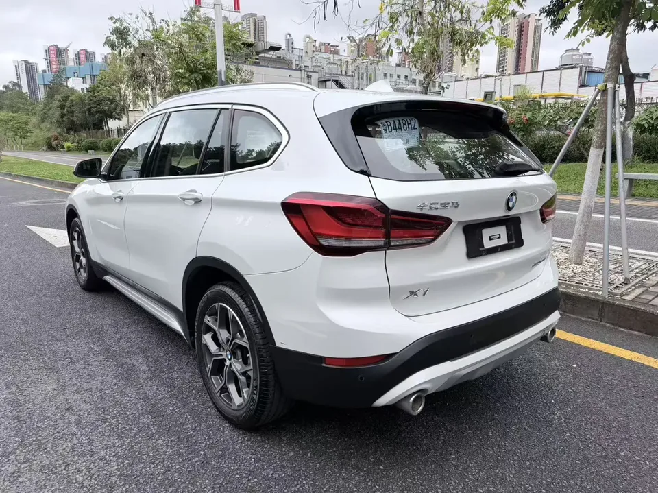 BMW X1 BMW X1 2022 sDrive20Li Exclusive Model 2022 — миниатюра 4