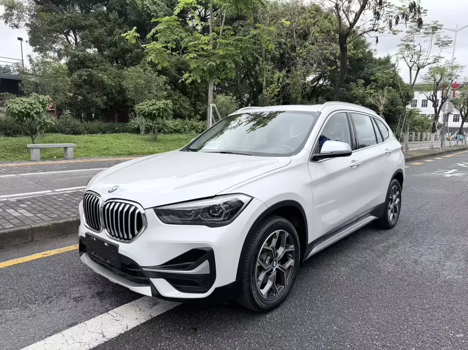 BMW X1 BMW X1 2022 sDrive20Li Exclusive Model 2022 — фото 1, купить с доставкой в Москву
