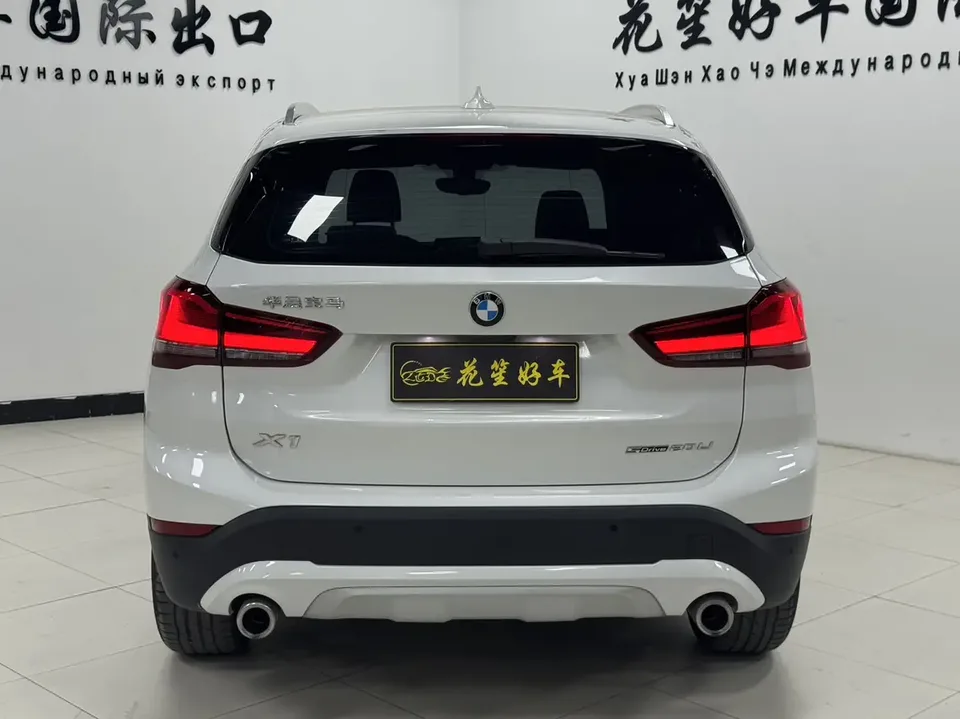 BMW X1 BMW X1 2022 sDrive20Li Fashion Edition 2023 — миниатюра 2
