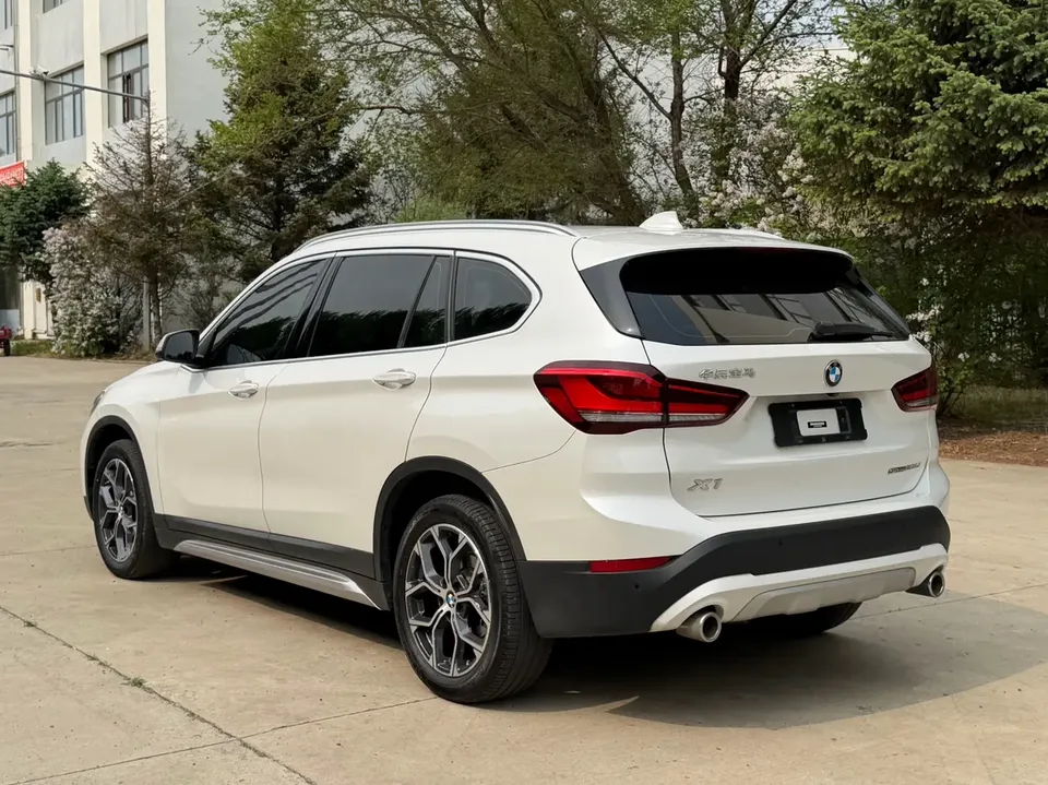 BMW X1 BMW X1 2022 sDrive20Li Fashion 2023 — thumbnail 2