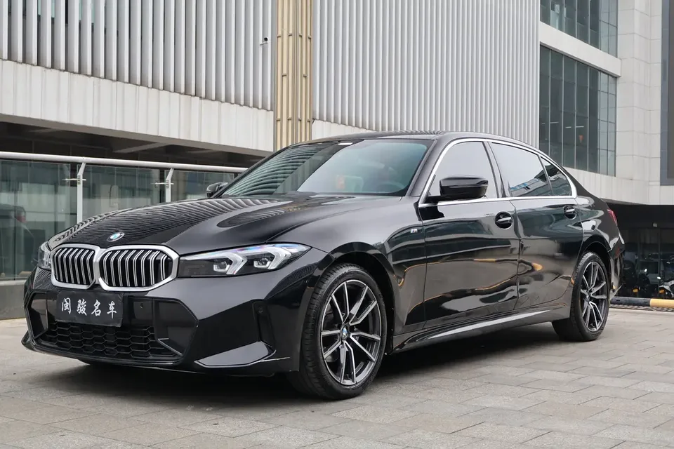 BMW 3 Series 2023
