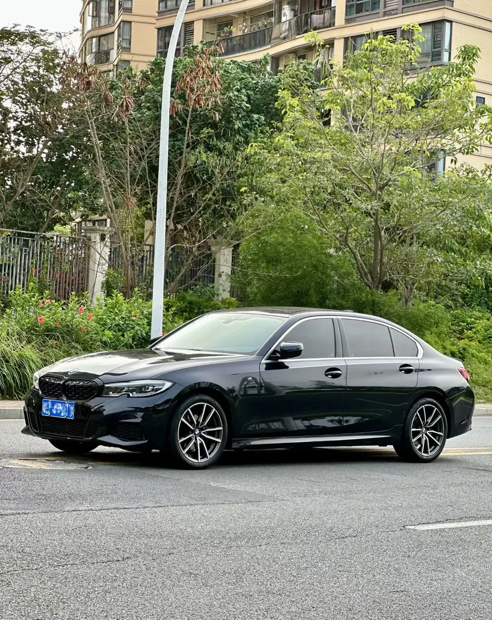 BMW 3 Series 2022