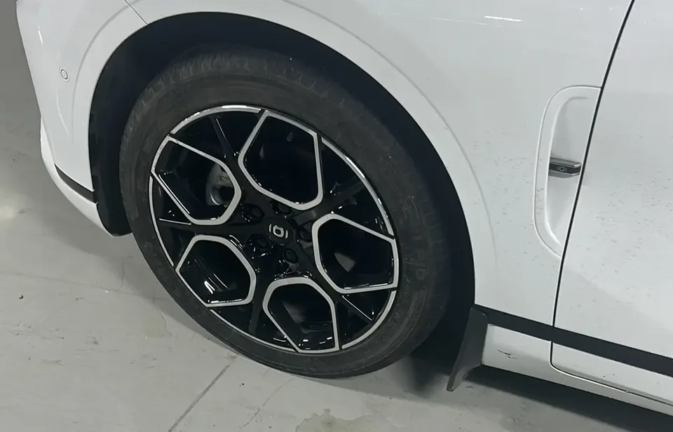 Changan Qiyuan A07 Blue Whale Pure Electric 625 Luxury Edition 2024 — миниатюра 2
