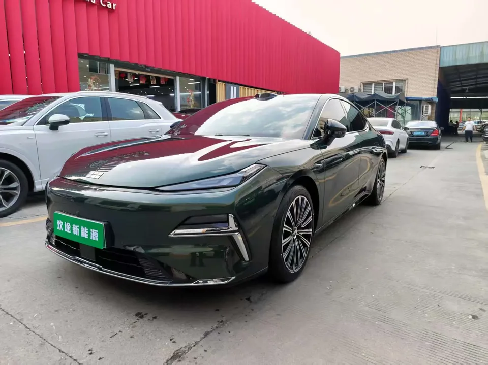 Geely Galaxy Star 8 PHEV 2025
