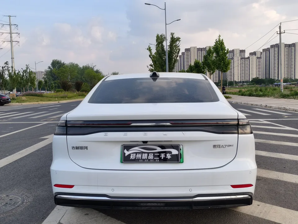 Geely Galaxy A7 EM 150km Explorer+ Edition 2025 — миниатюра 4