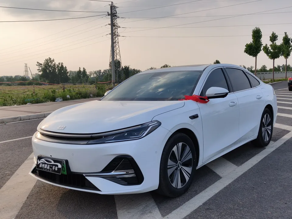 Geely Galaxy A7 EM 2025