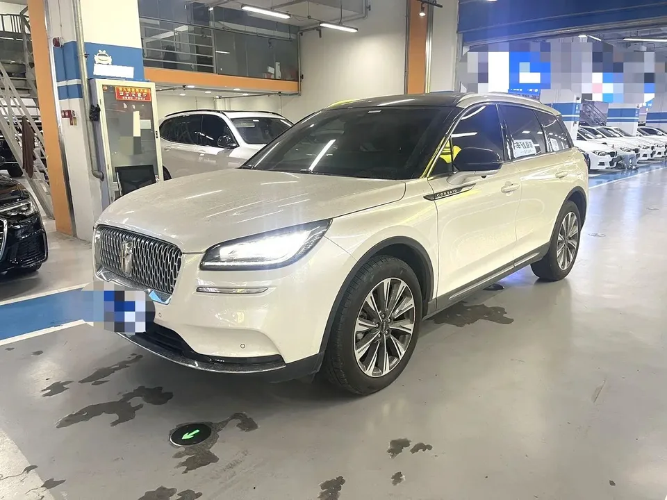 Lincoln Adventurer 2022