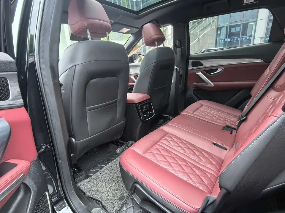 Jetour Jietu X70 PLUS JETOUR X70 PLUS 2023 1.5T DCT Brave PLUS 7-seater 2024 — миниатюра 3