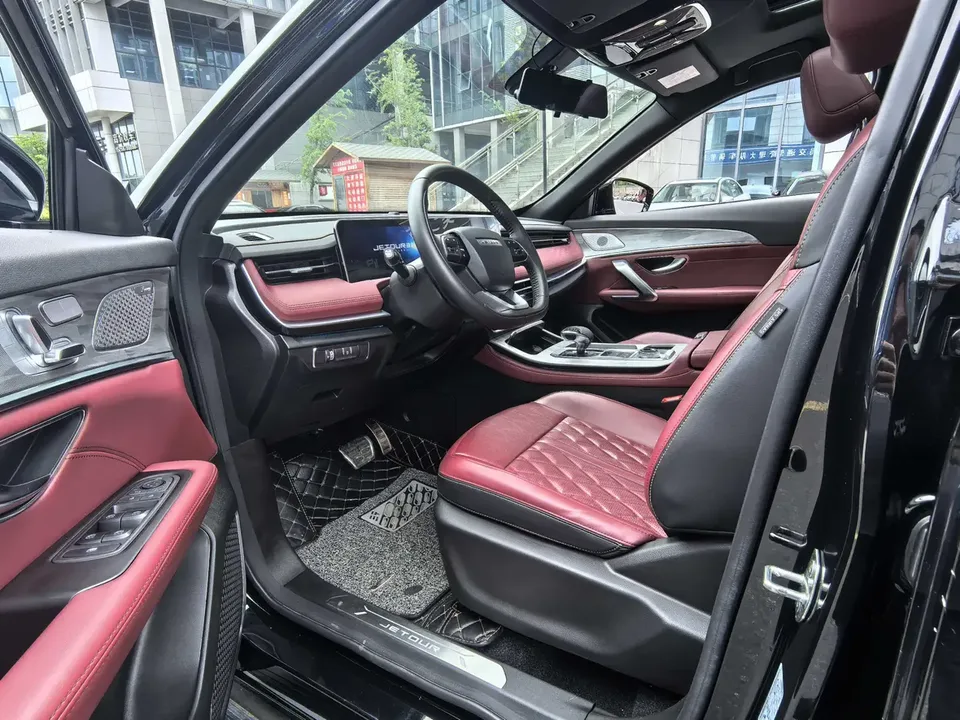 Jetour Jietu X70 PLUS JETOUR X70 PLUS 2023 1.5T DCT Brave PLUS 7-seater 2024 — миниатюра 5