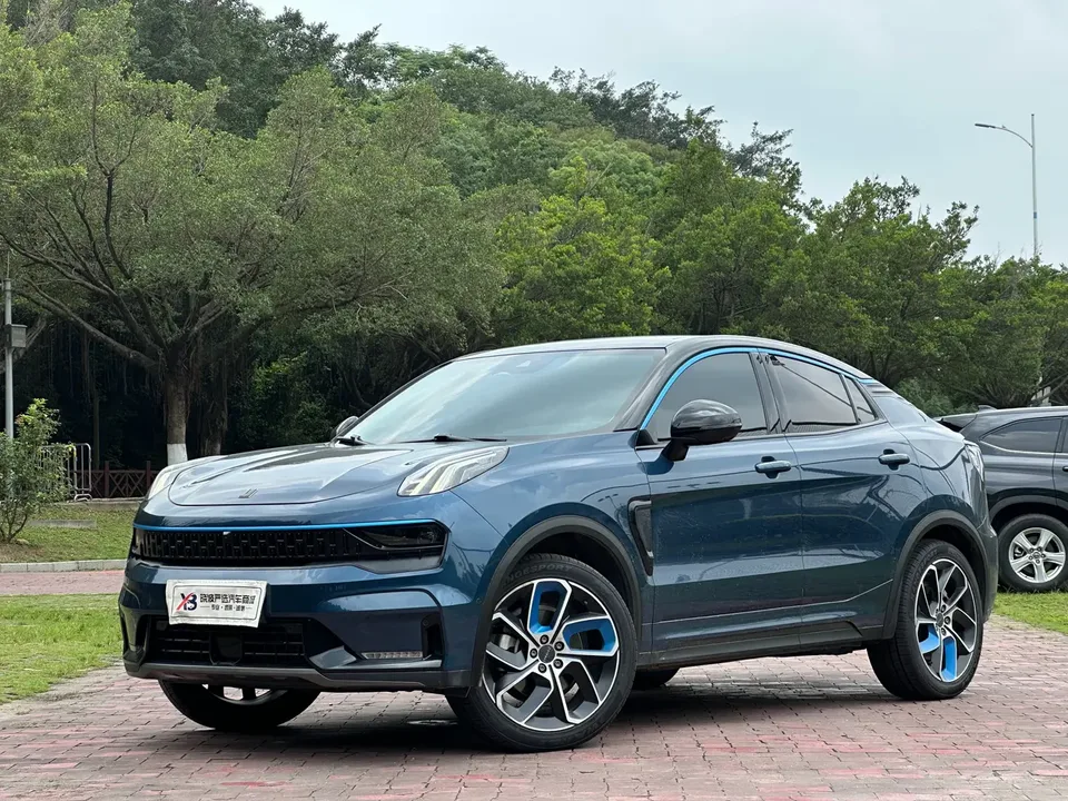 Lynk & Co 05 2022