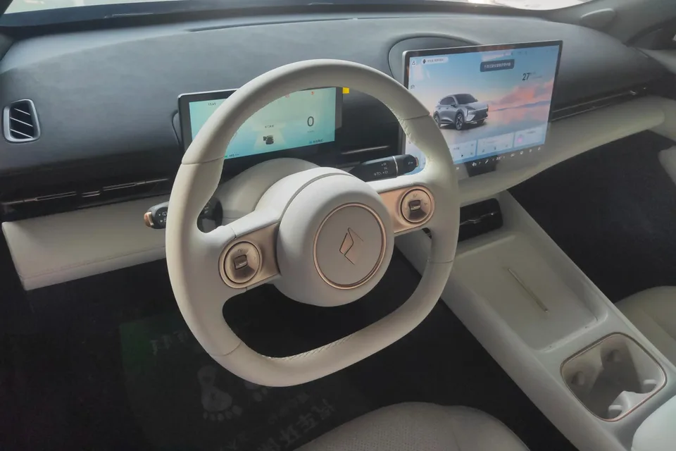 Baojun Yunhai EV 500km pure electric version 2025 — миниатюра 4