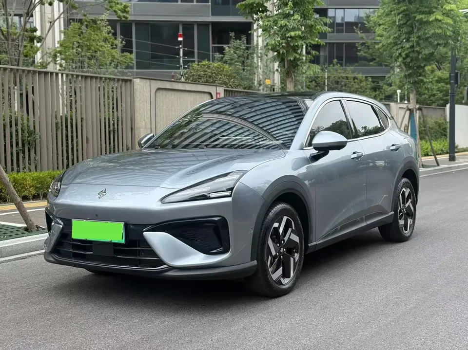 Baojun Yunhai PHEV 2024