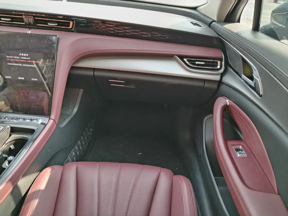Hongqi H5 Hongqi H5 2023 1.5T DCT Zhilian Qiyue Edition 2022 — миниатюра 3