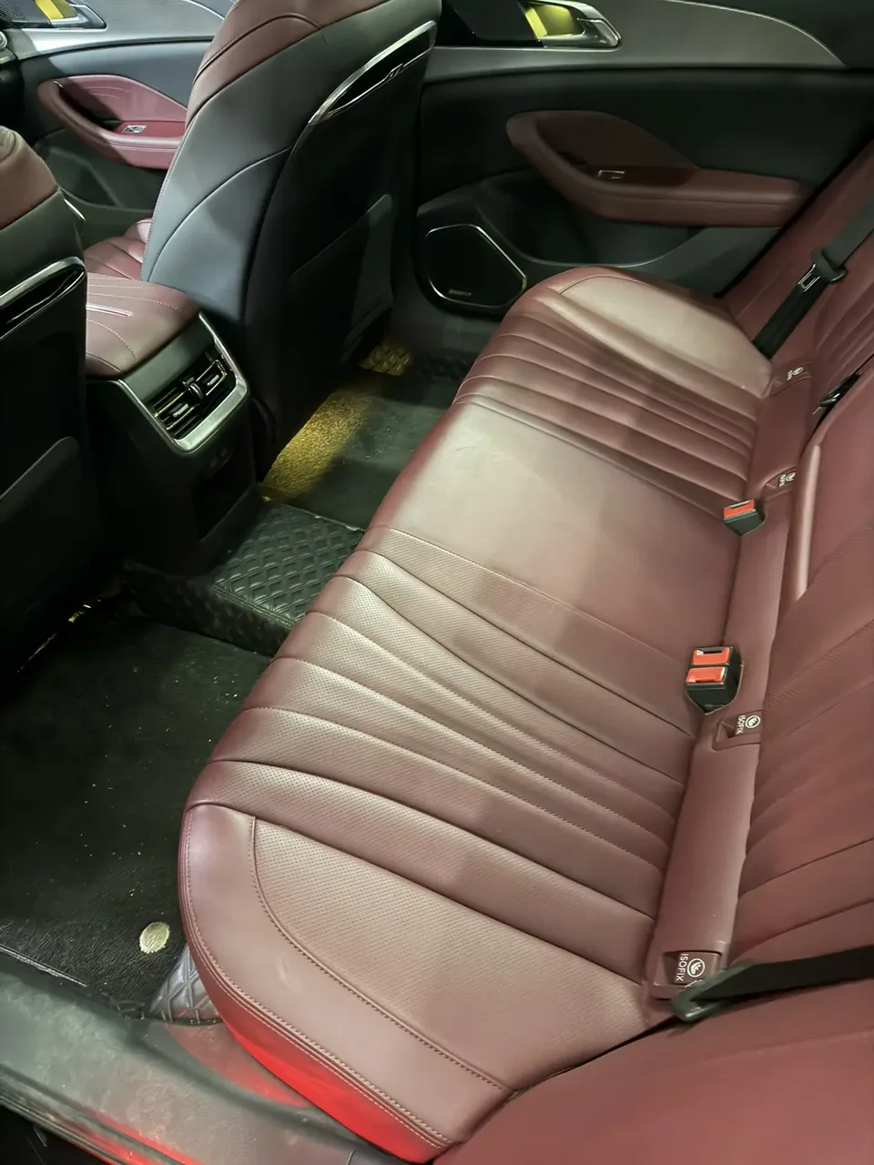 Hongqi H5 Hongqi H5 2023 1.5T DCT Zhilian Qiyue Edition 2023 — миниатюра 3