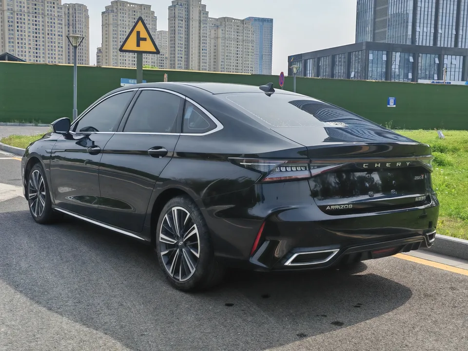 Chery Arrizo 8 1.6TGDI DCT Elegant 2022 — миниатюра 4