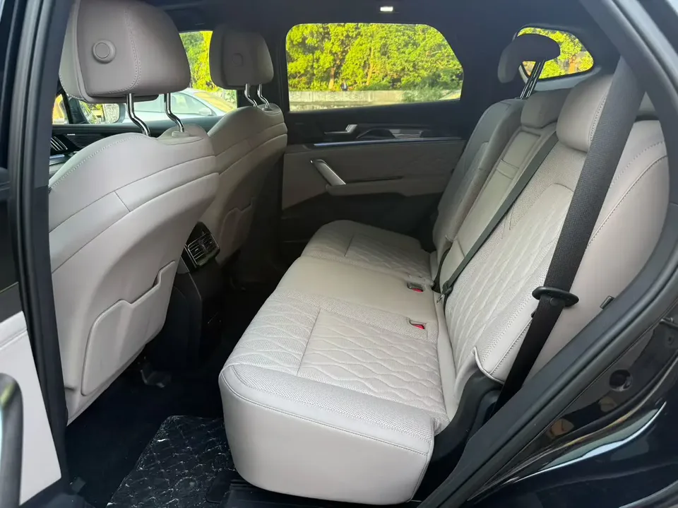 BYD Tang DM Intelligent Driving Edition DM-i 115KM Flagship Model 2025 — миниатюра 3