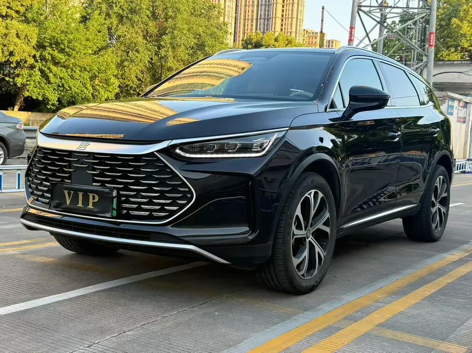 BYD Tang DM 2025
