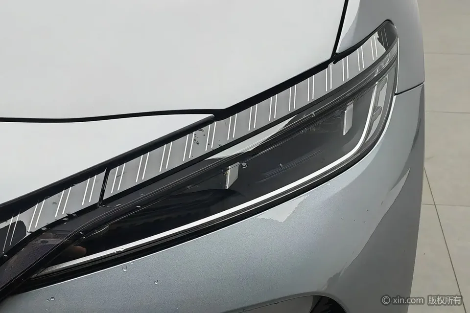 BYD Song L EV Song L EV 2024 550km Excellence Edition 2024 — миниатюра 2