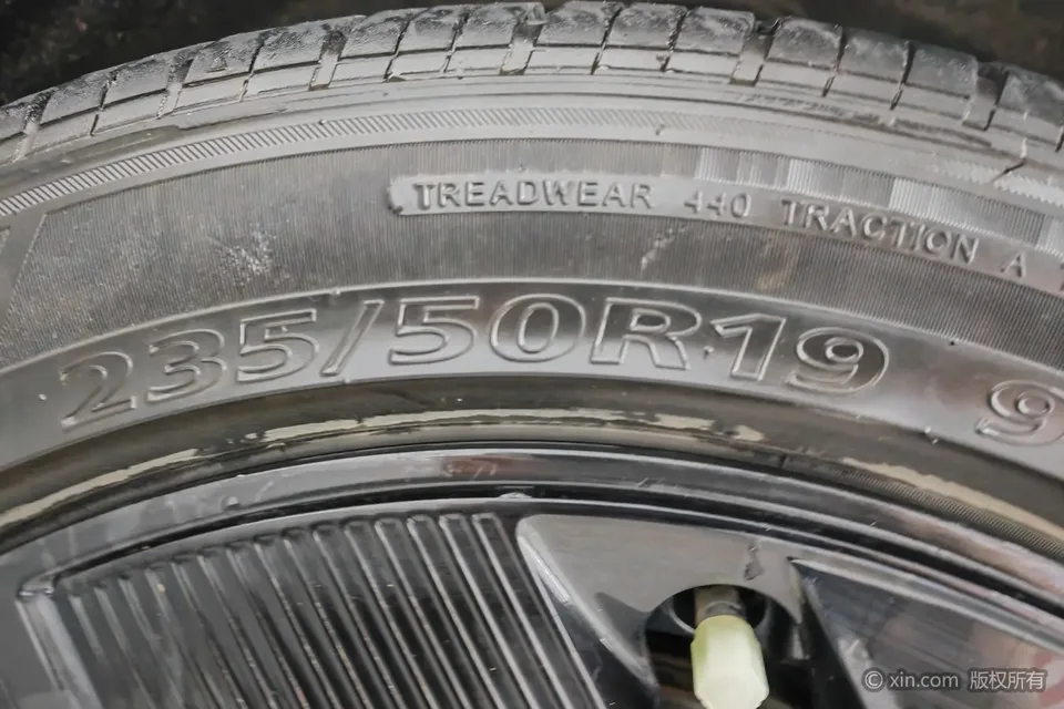 BYD Song L EV Song L EV 2024 550km Excellence Edition 2024 — миниатюра 3
