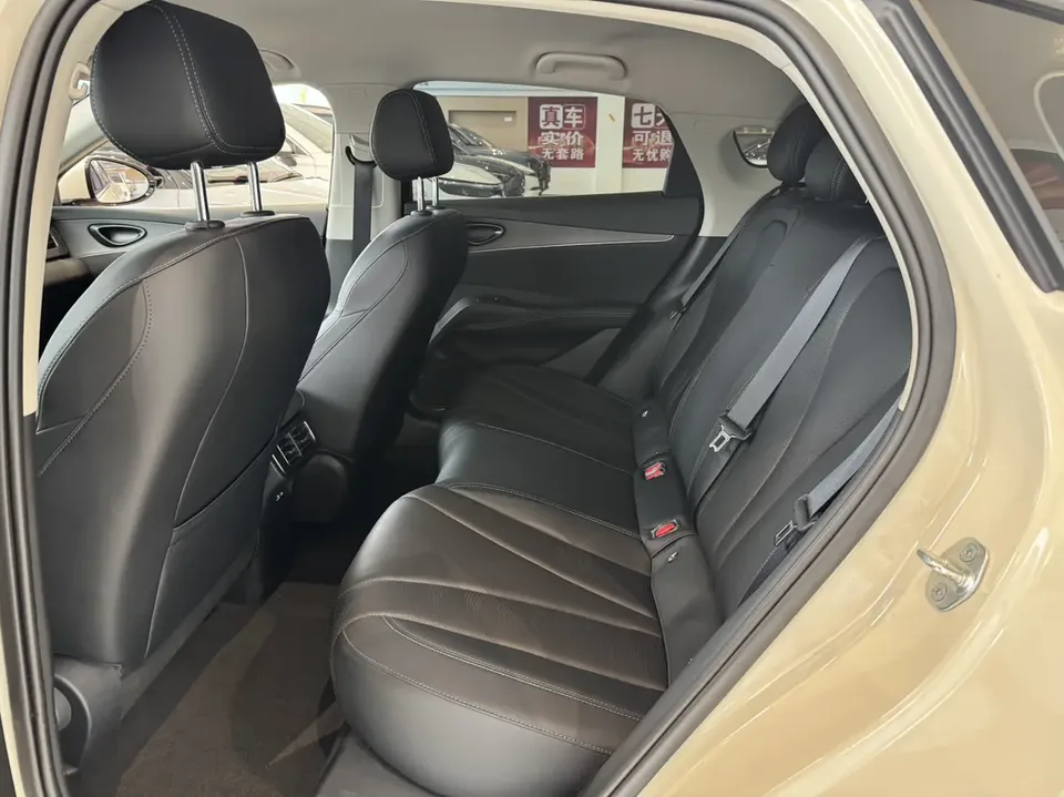 BYD Seal 06DM Seal 06DM 2026 Super Enjoy Edition DM-i 128KM Luxury Model 2025 — миниатюра 4