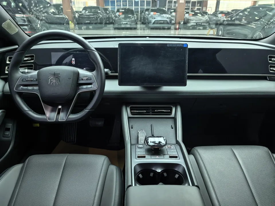 BYD Qin L DM DM-i 120KM Leading Model 2025 — миниатюра 5