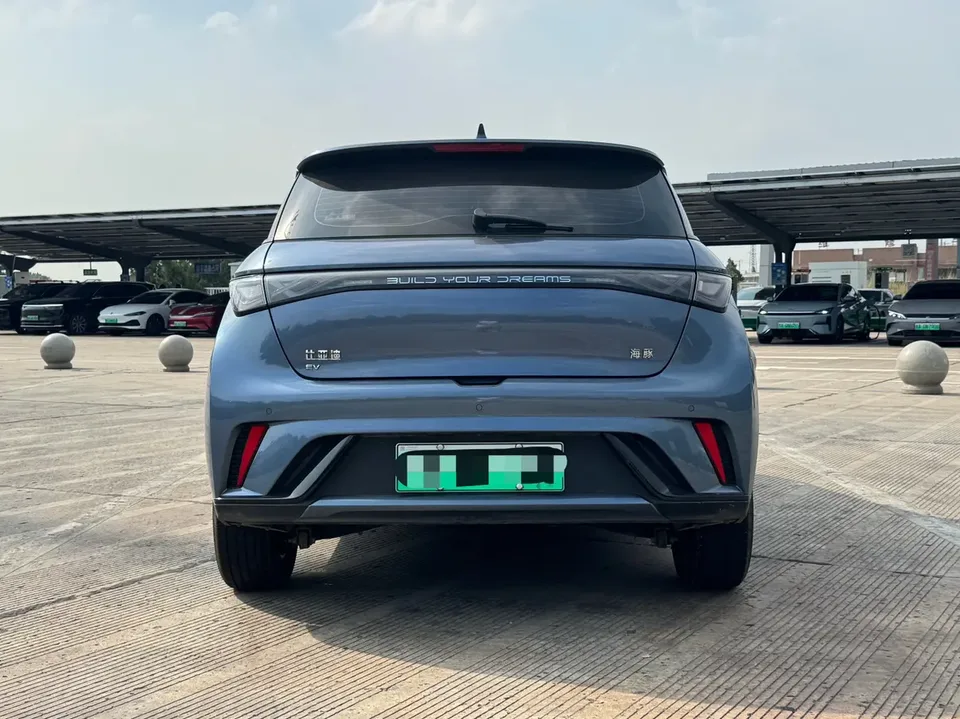 BYD Dolphin Dolphin 2025 420KM Freedom Edition 2025 — миниатюра 2