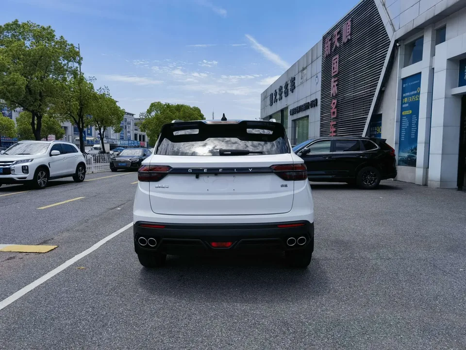 Geely Coolray SX11 Binyue 2021 240T DCT Diamond Edition 2022 — thumbnail 2