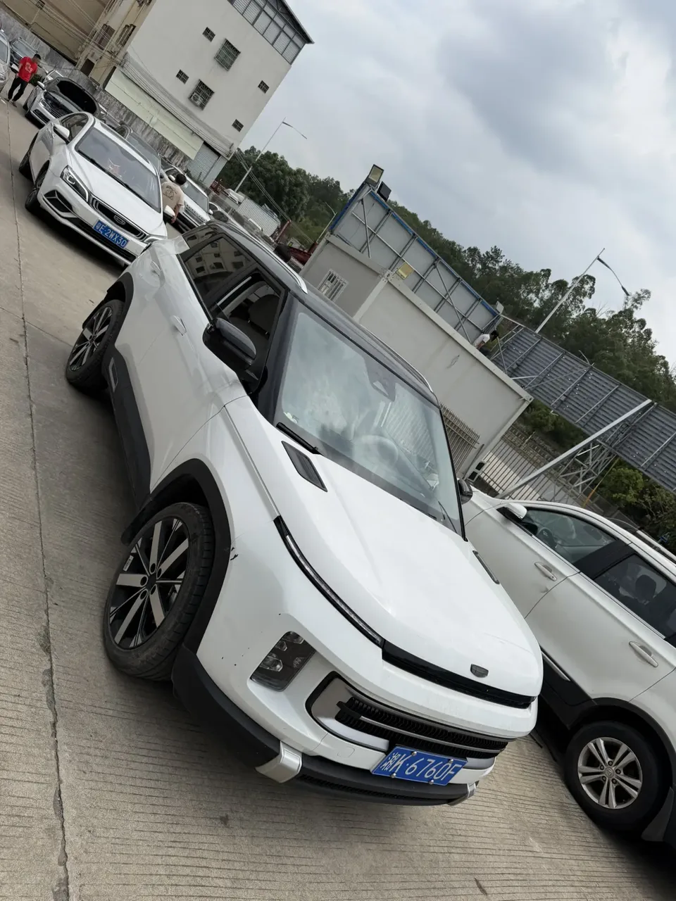 Geely ICON Geely ICON 2023 1.5TD Chocolate Edition 2024 — миниатюра 2
