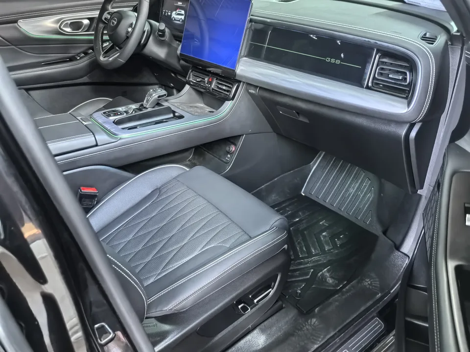 GAC Trumpchi GS8 Trumpchi GS8 2024 Pilot Series 2.0TGDI 2WD Luxury Connected Edition 2023 — миниатюра 2