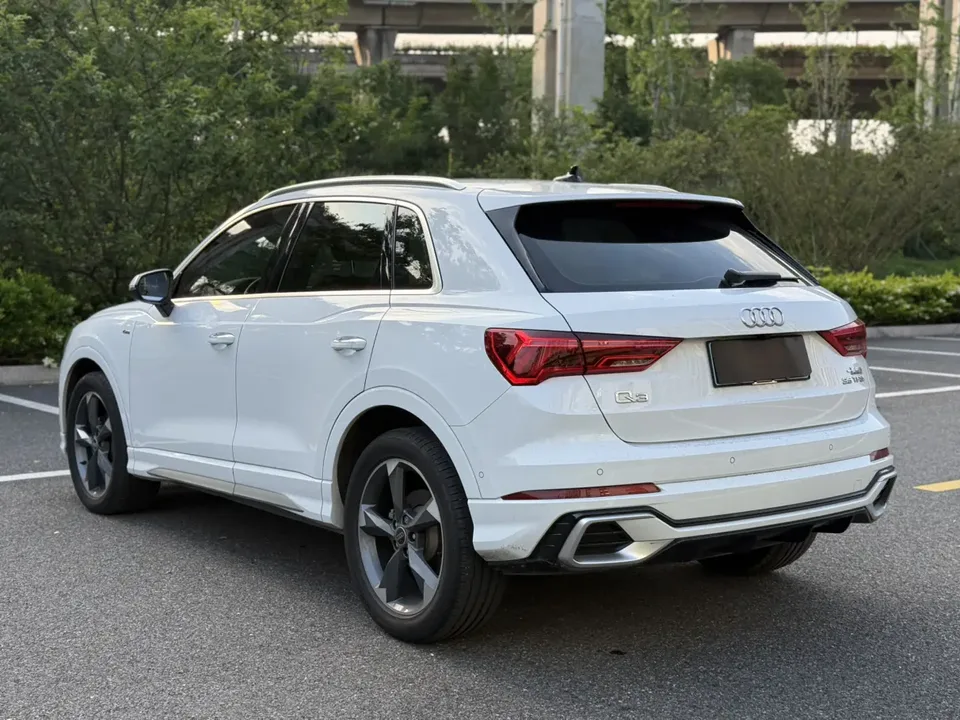 Audi Q3 Audi Q3 2024 35 TFSI Fashion Dynamic Edition 2023 — миниатюра 4