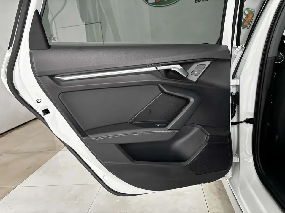 Audi A3 Audi A3 2024 A3L Limousine 35 TFSI Fashion Sports 2024 — миниатюра 4