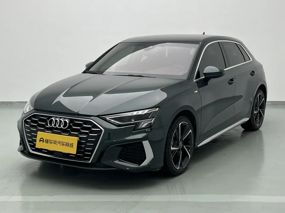 Audi A3 Sportback 35 TFSI stylish and sporty 2022 — фото 1, купить с доставкой в Москву