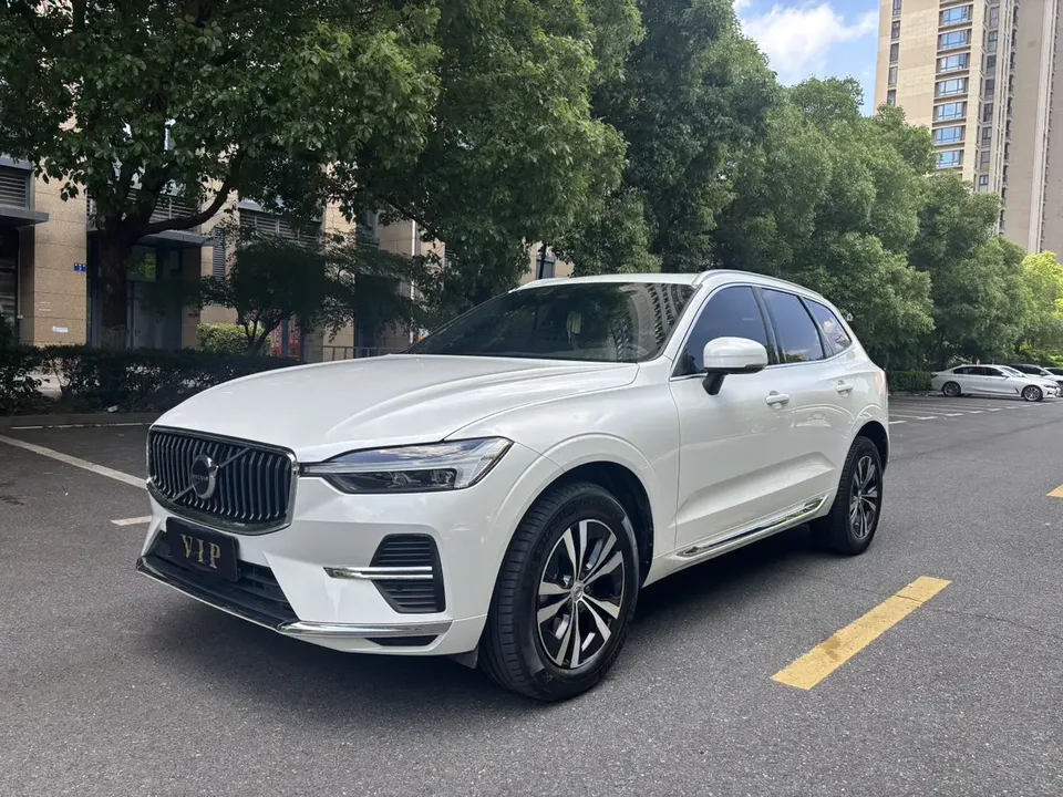 Volvo XC60 2022