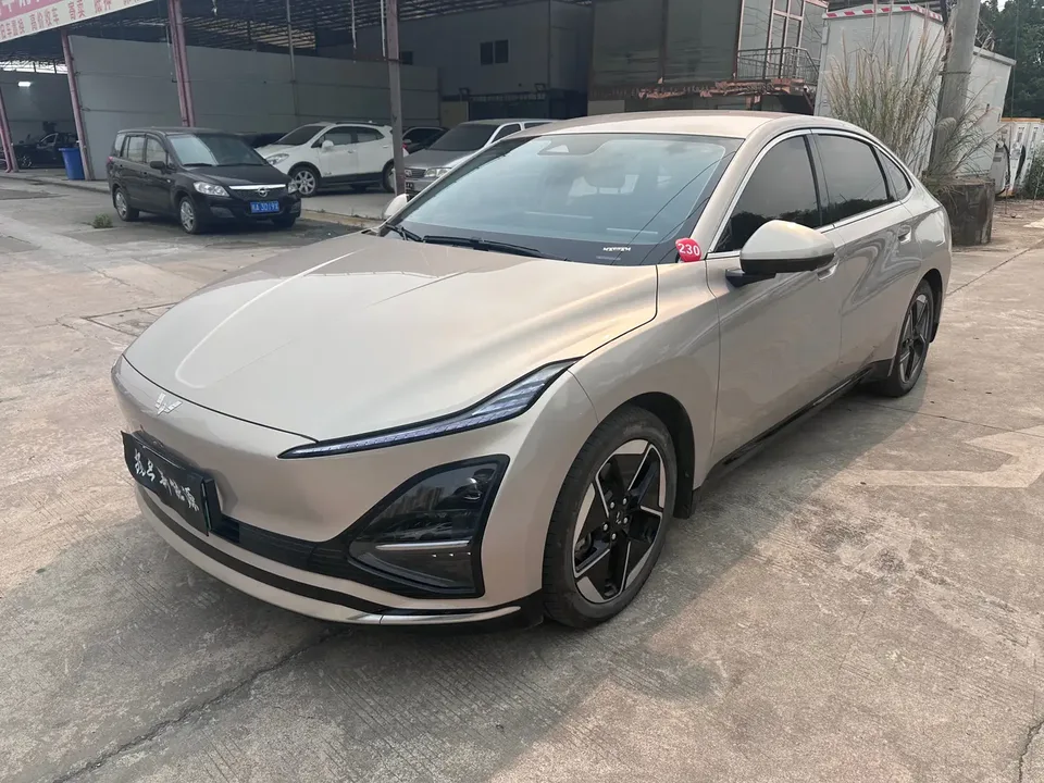 Wuling Starlight EV 2025
