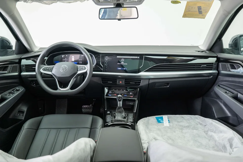 Volkswagen Passat PHEV Passat PHEV 2025 430PHEV Hybrid Business Edition 2026 — миниатюра 4