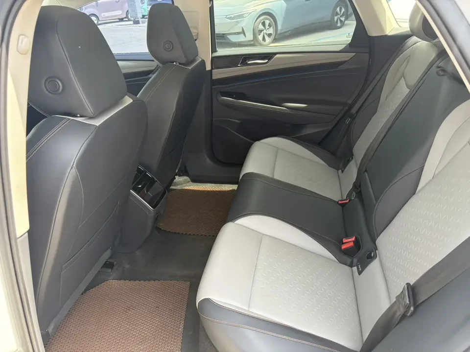 Volkswagen ID.7 VIZZION ID.7 VIZZION 2024 AIR version 2024 — миниатюра 4