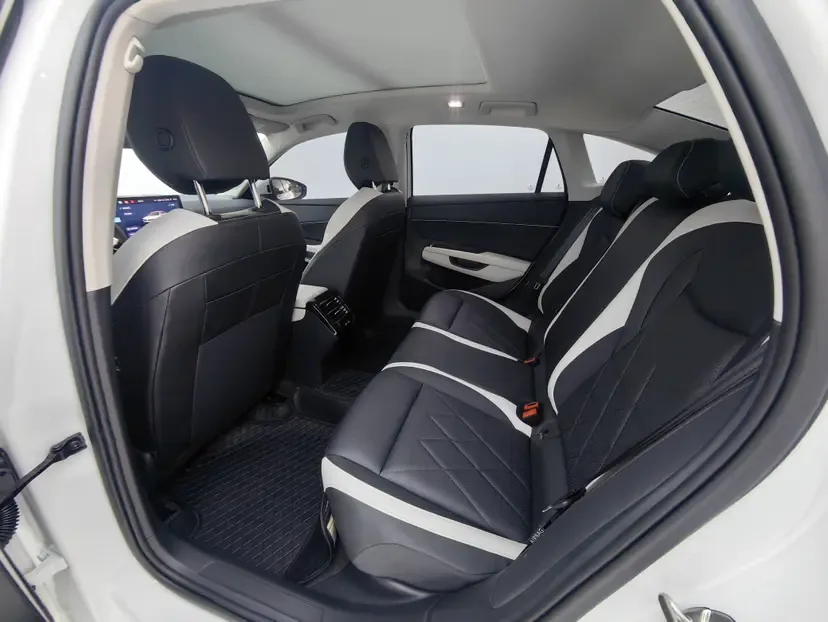 Volkswagen Sagitar 2026 Sagitar L 300TSI DSG Elite Edition 2026 — миниатюра 3