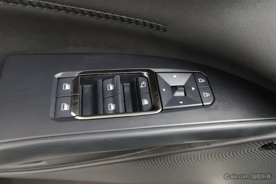 Ford EVOS EVOS 2022 EcoBoost 245 Sports Edition 2023 — миниатюра 5