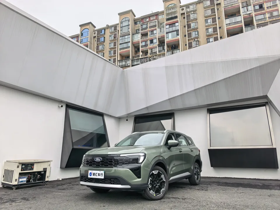 Ford Equator Sport 2026