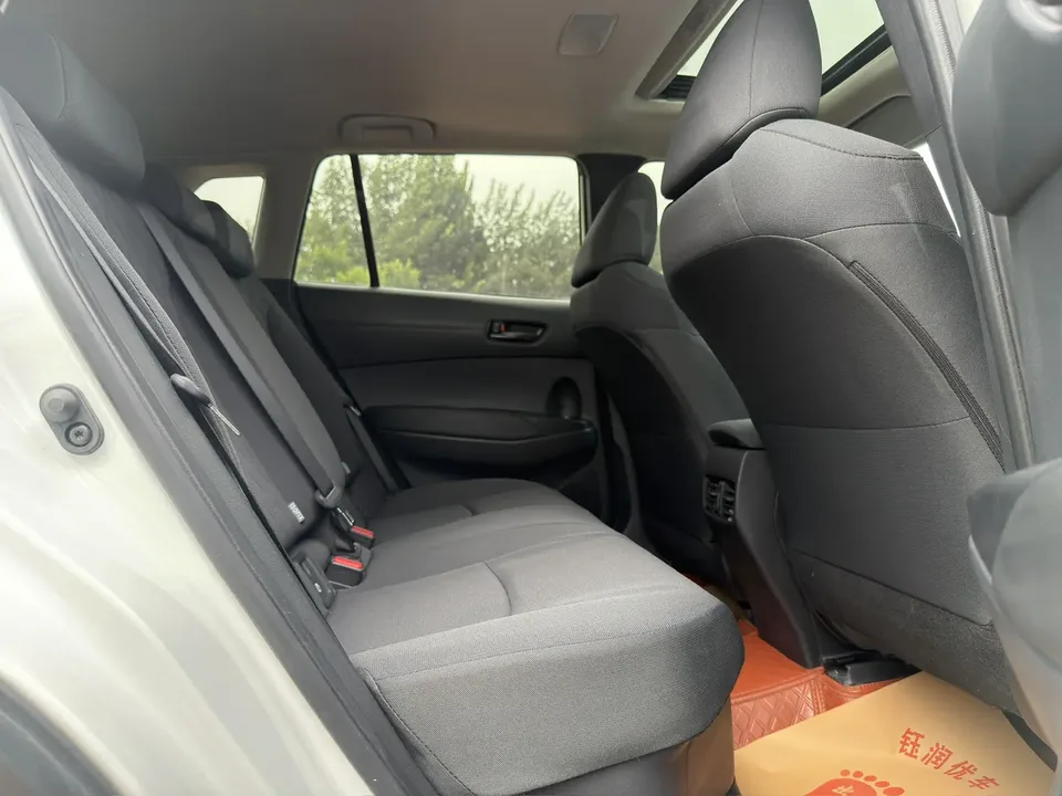Toyota CorollaCross 2.0L Intelligent Electric Hybrid Dual Engine Elite Edition 2024 — миниатюра 5
